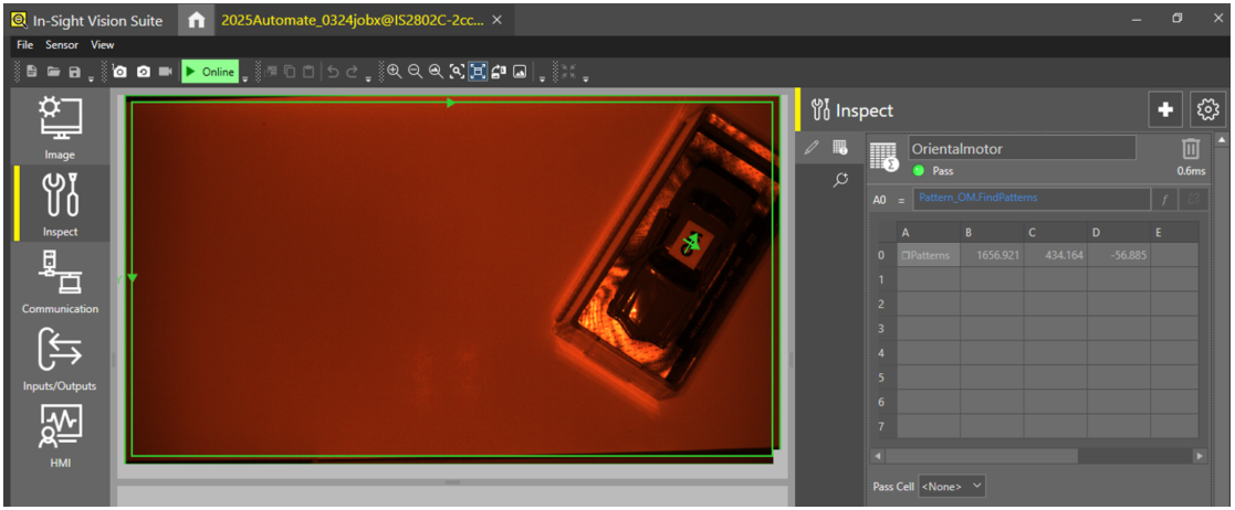 When the command is transferred from Allen Bradley Compact Logix PLC, the Cognex In-Sight 2802 vision system captures the target images.